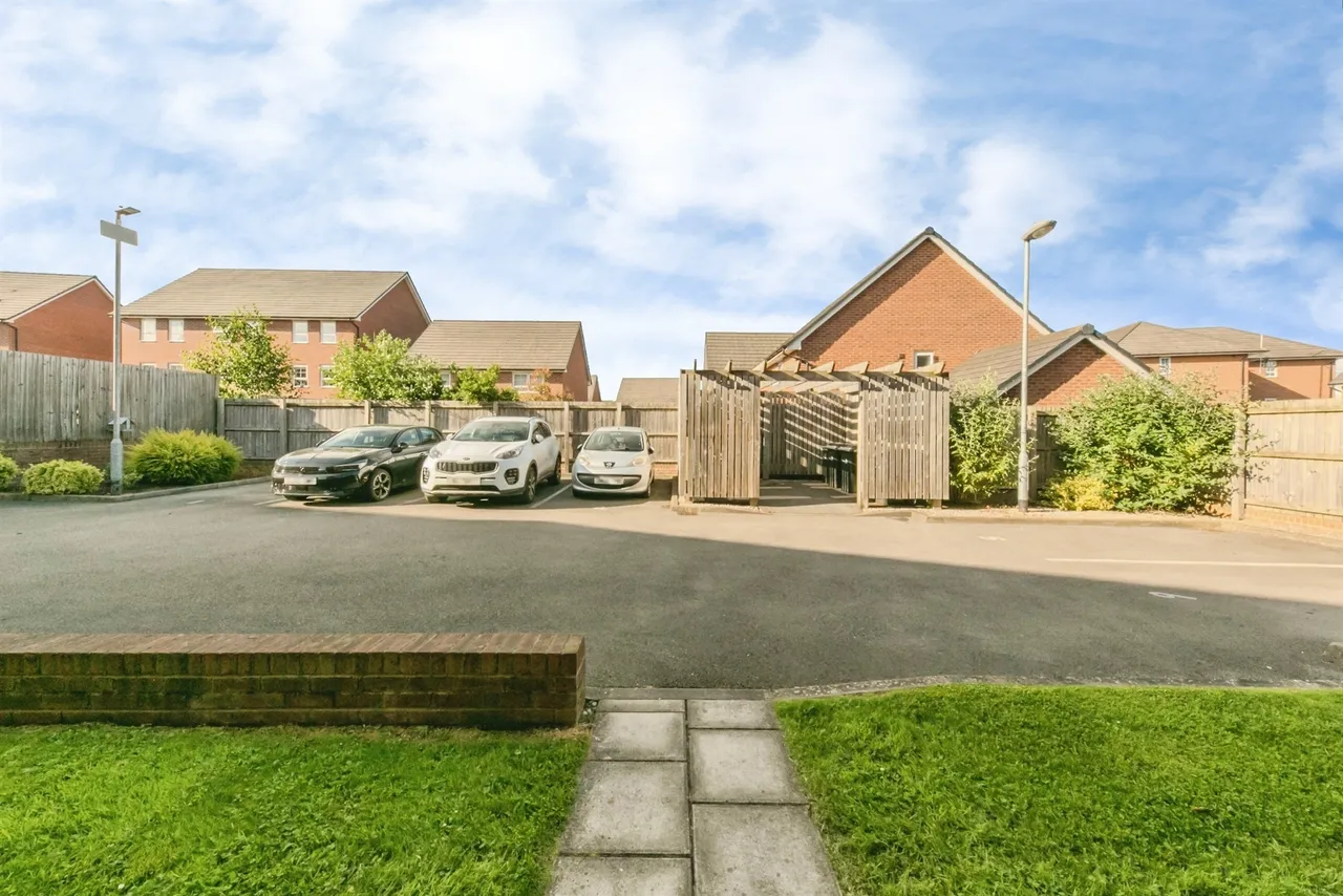 Hazel Way, Edleston, CW5, photo 12