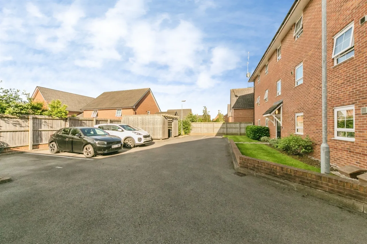 Hazel Way, Edleston, CW5, photo 11
