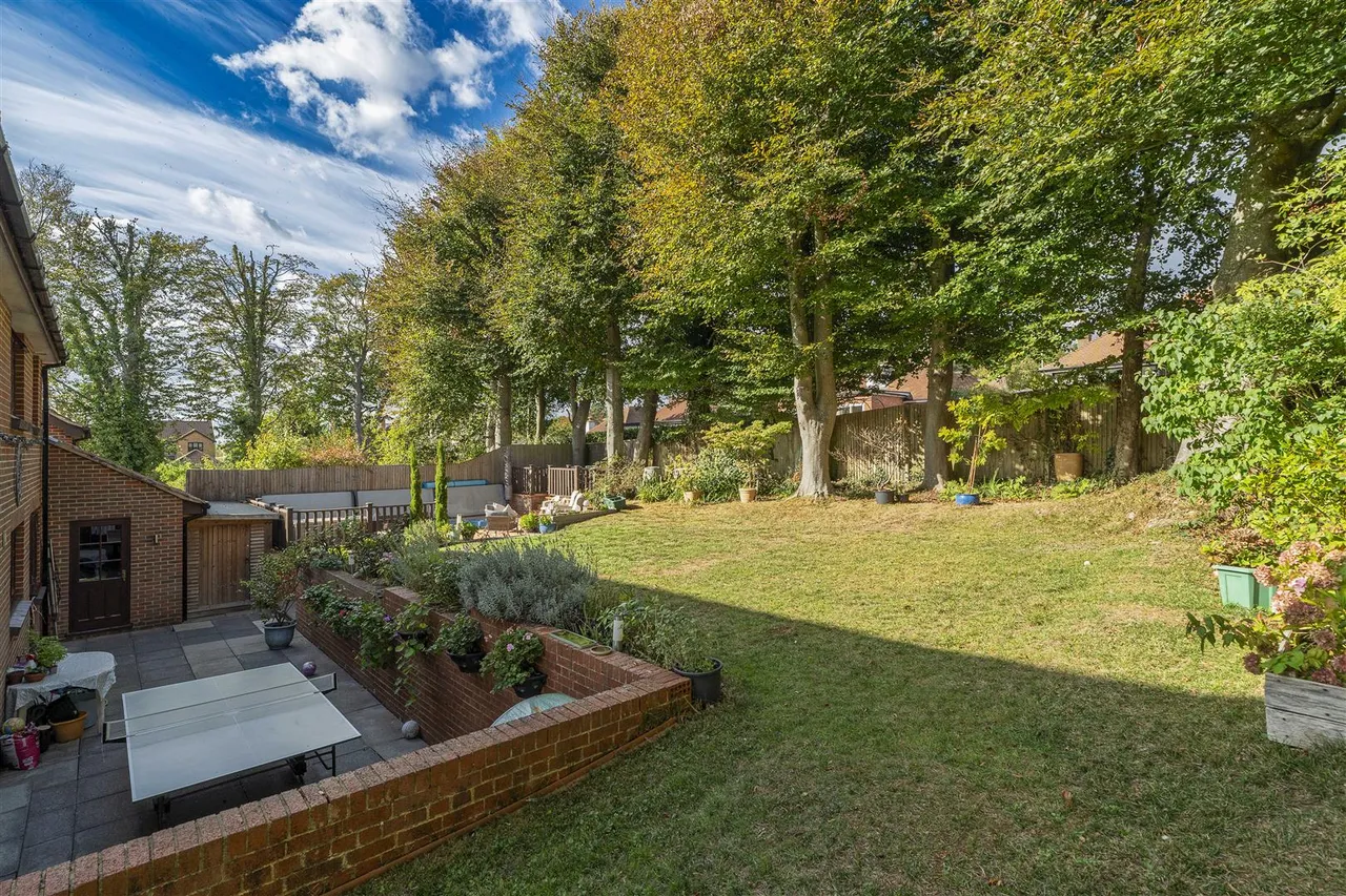 Cherry Tree Close, High Salvington, photo 24