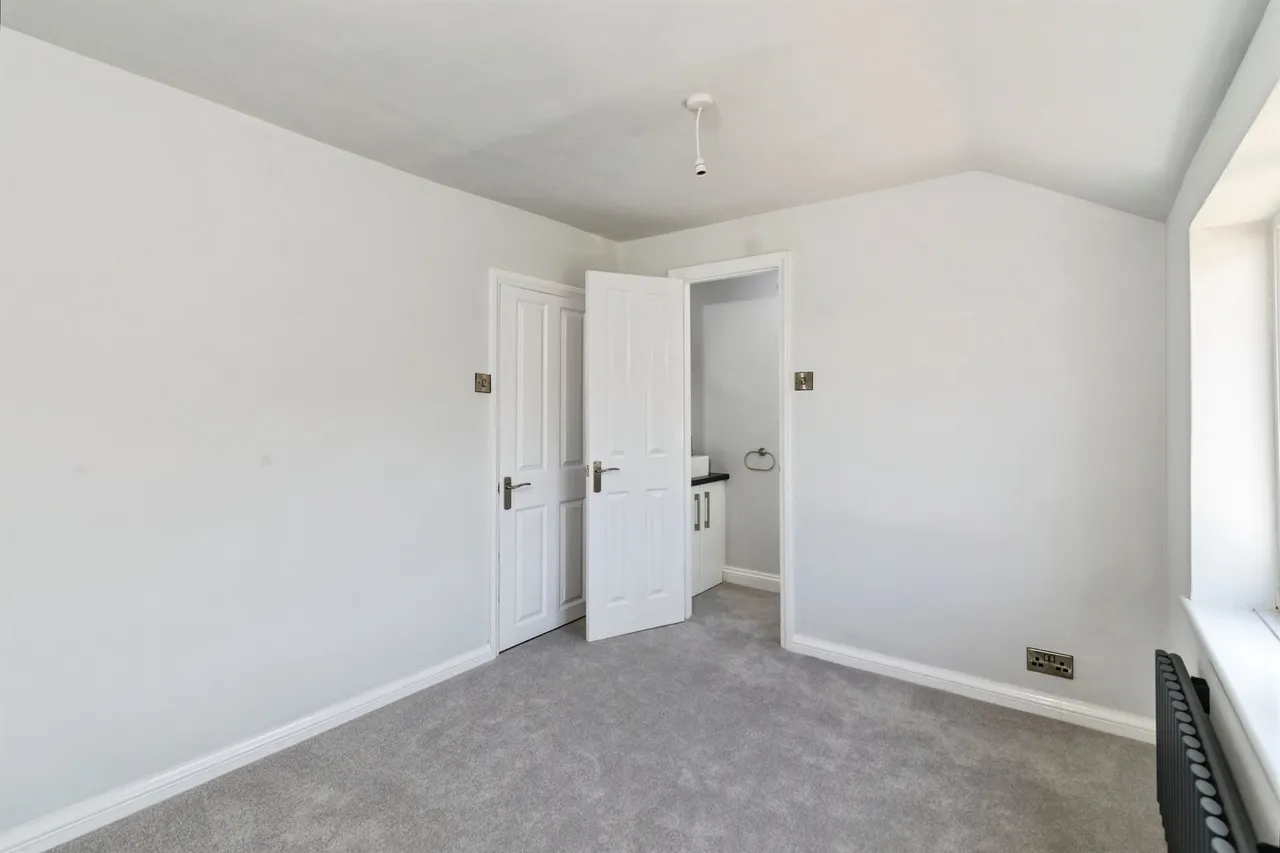 Lower Olland Street, Bungay, photo 11