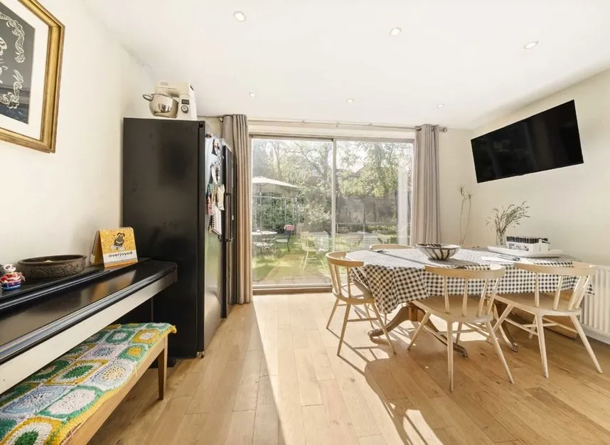 Tenterden Drive, Hendon, NW4, photo 4