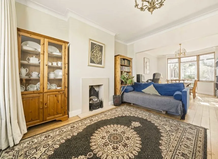Tenterden Drive, Hendon, NW4, photo 6