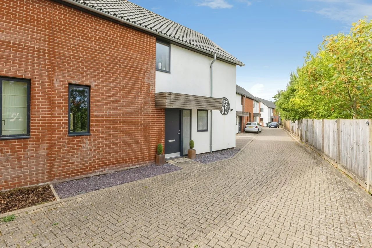 3 bed house for sale — Bridge Loke, Wymondham, Norfolk, NR18