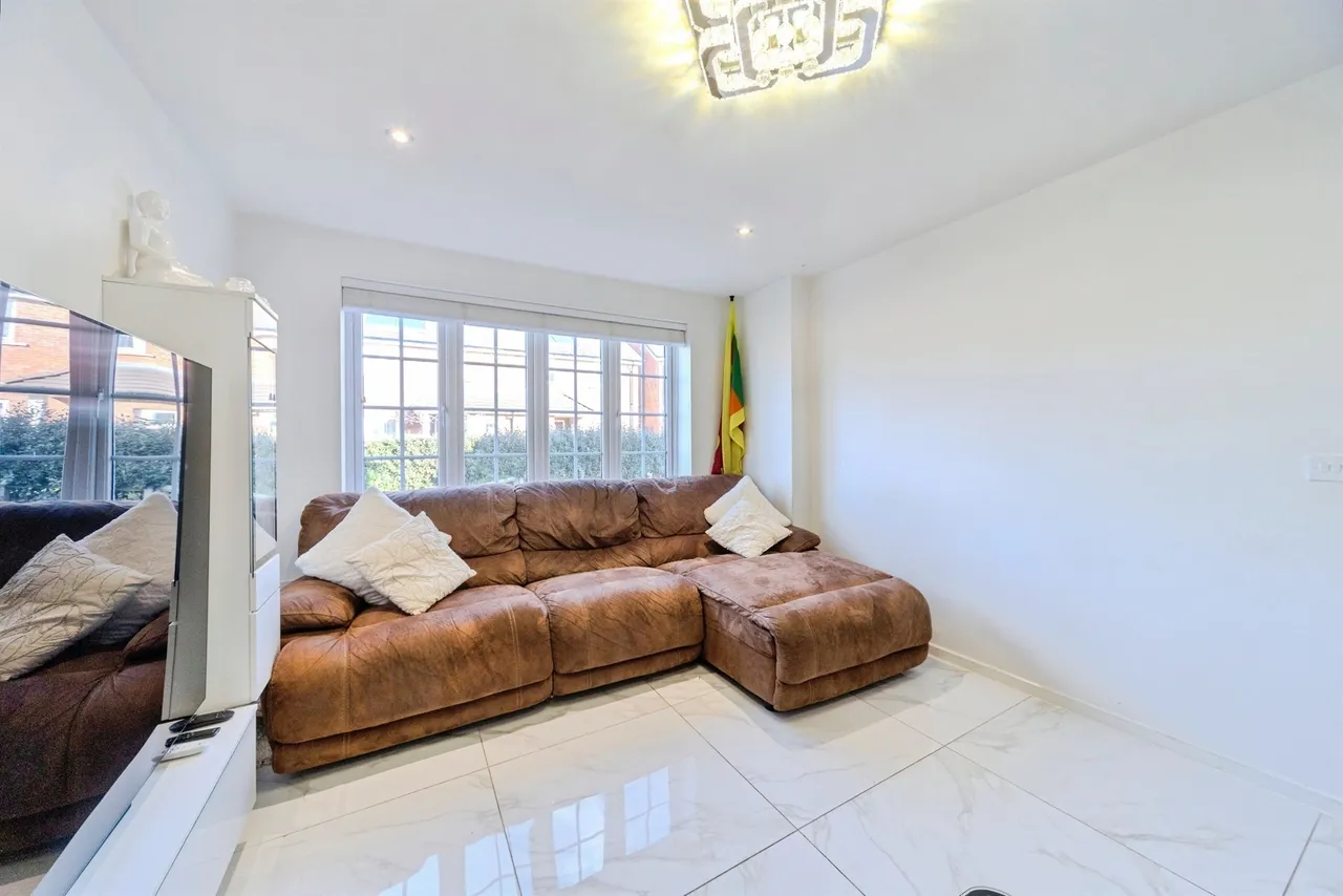 Knibb Drive, Hanslope, MK19, photo 7