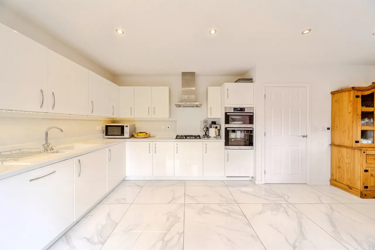 Knibb Drive, Hanslope, MK19, photo 4