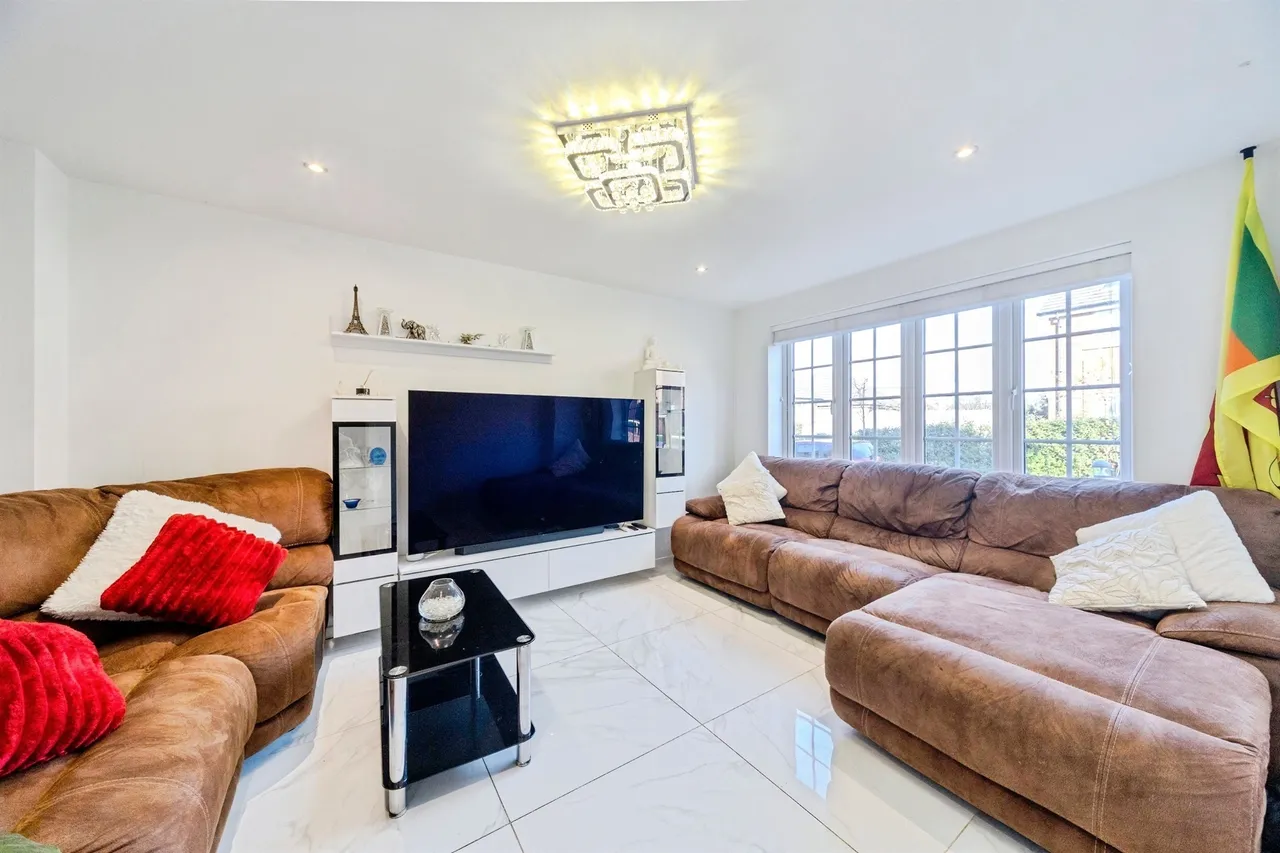 Knibb Drive, Hanslope, MK19, photo 6