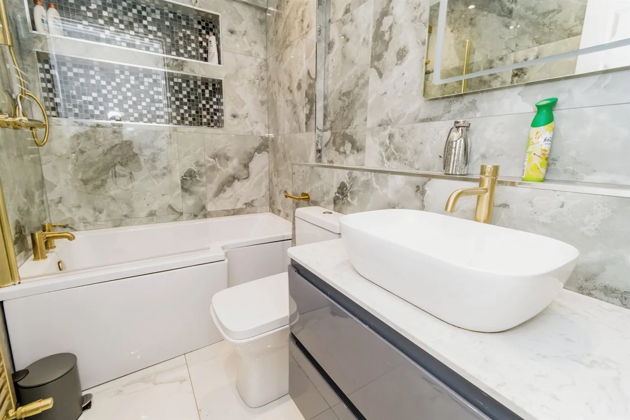 Channel Way, Ocean Village, SO14, photo 12