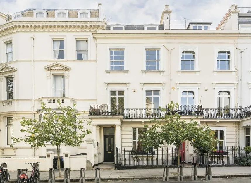 2 bed flat to rent, Pembridge Villas, W11