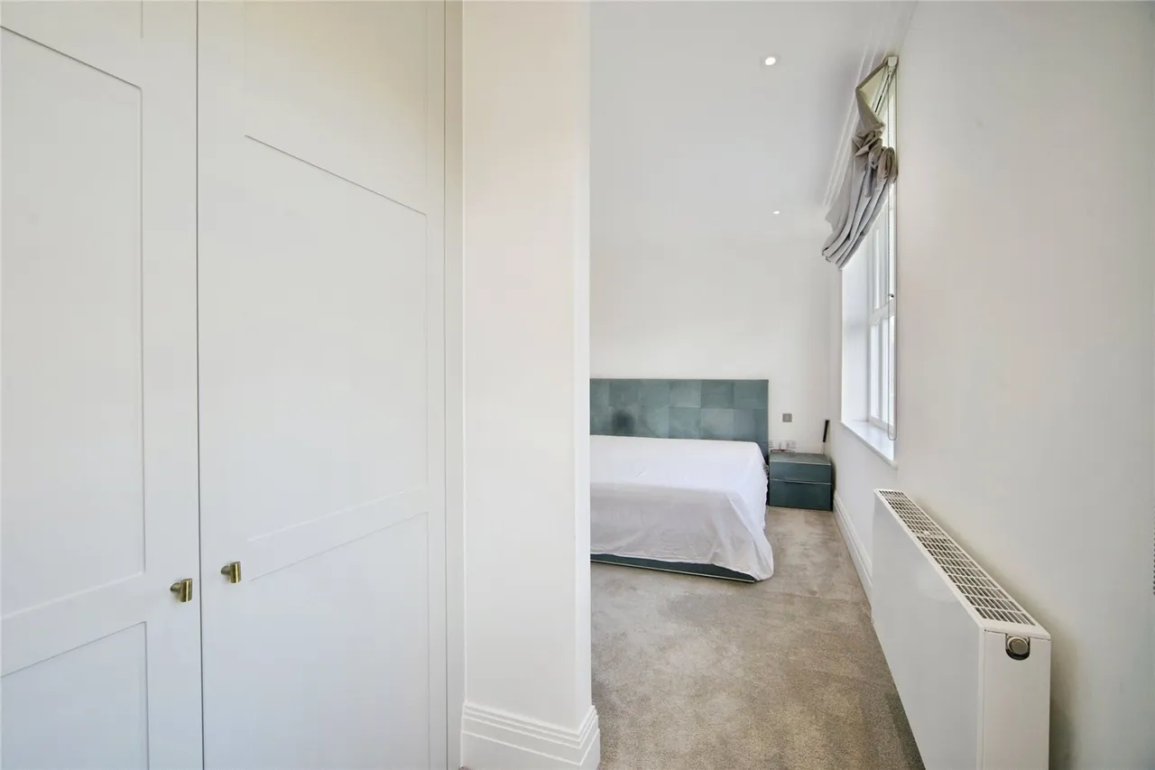 Sassoon Drive, Barnet, EN4, photo 15
