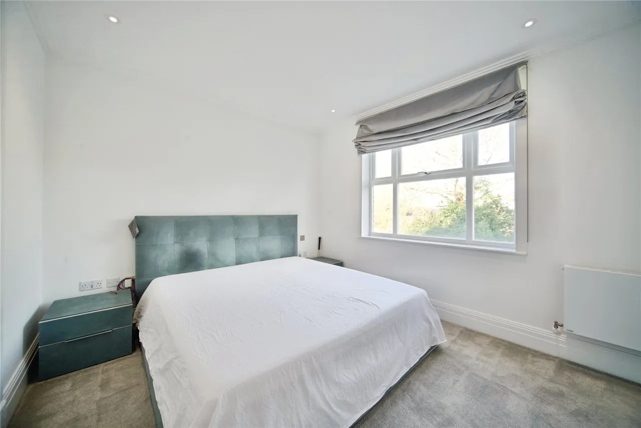 Sassoon Drive, Barnet, EN4, photo 10