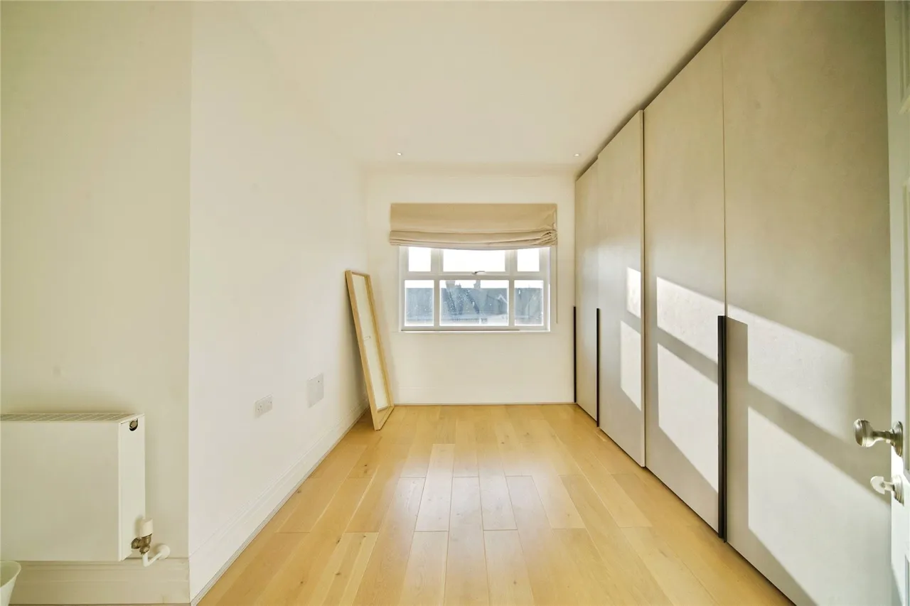 Sassoon Drive, Barnet, EN4, photo 25