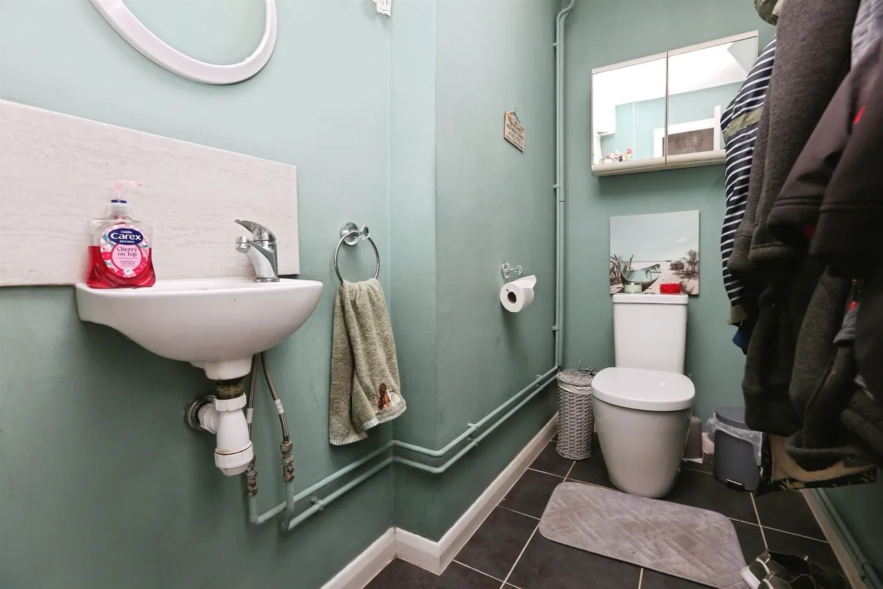 Buckland Close, Eastleigh, photo 8