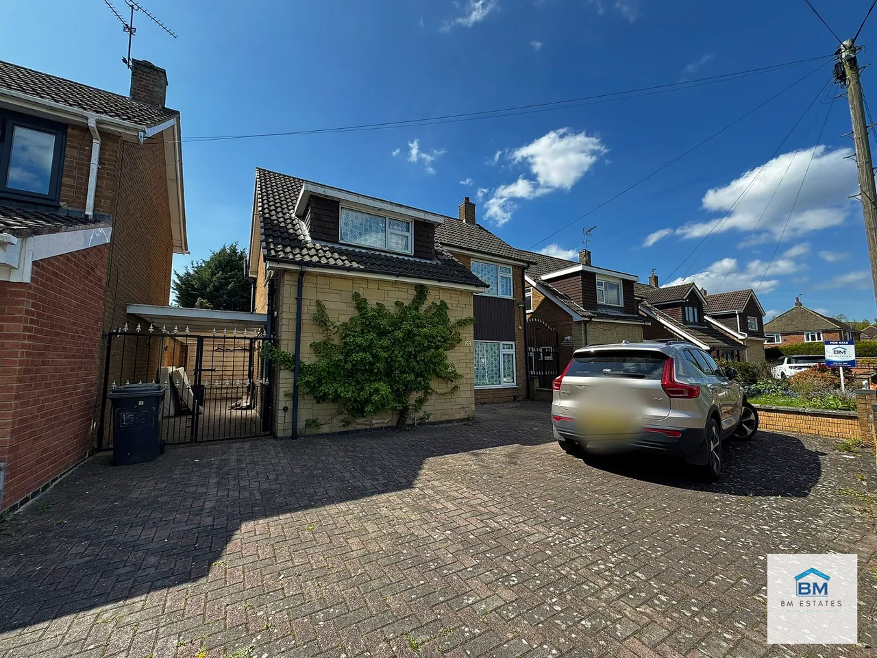 3 bed house for sale, Downing Drive, Leicester, LE5