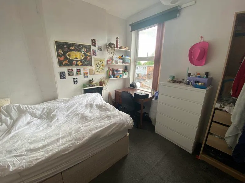 Harlaxton Drive, Lenton, NG7, photo 7