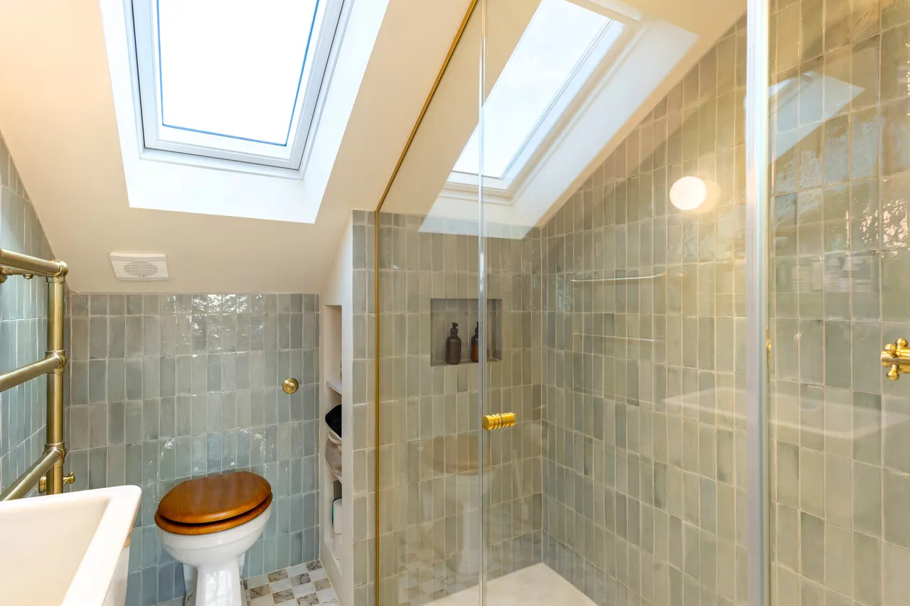 Wilna Road, London, SW18, photo 14