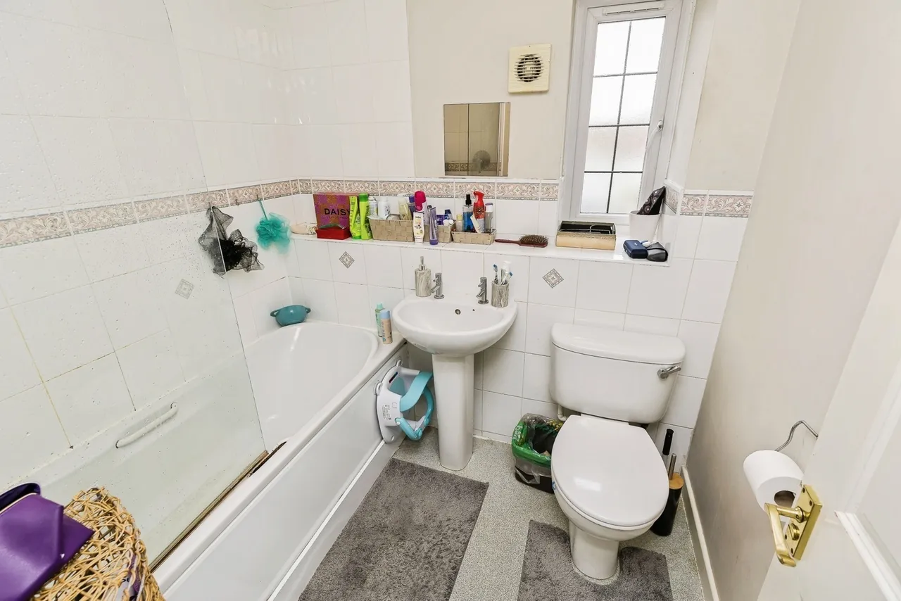 Newry Park East, Chester, CH2, photo 9