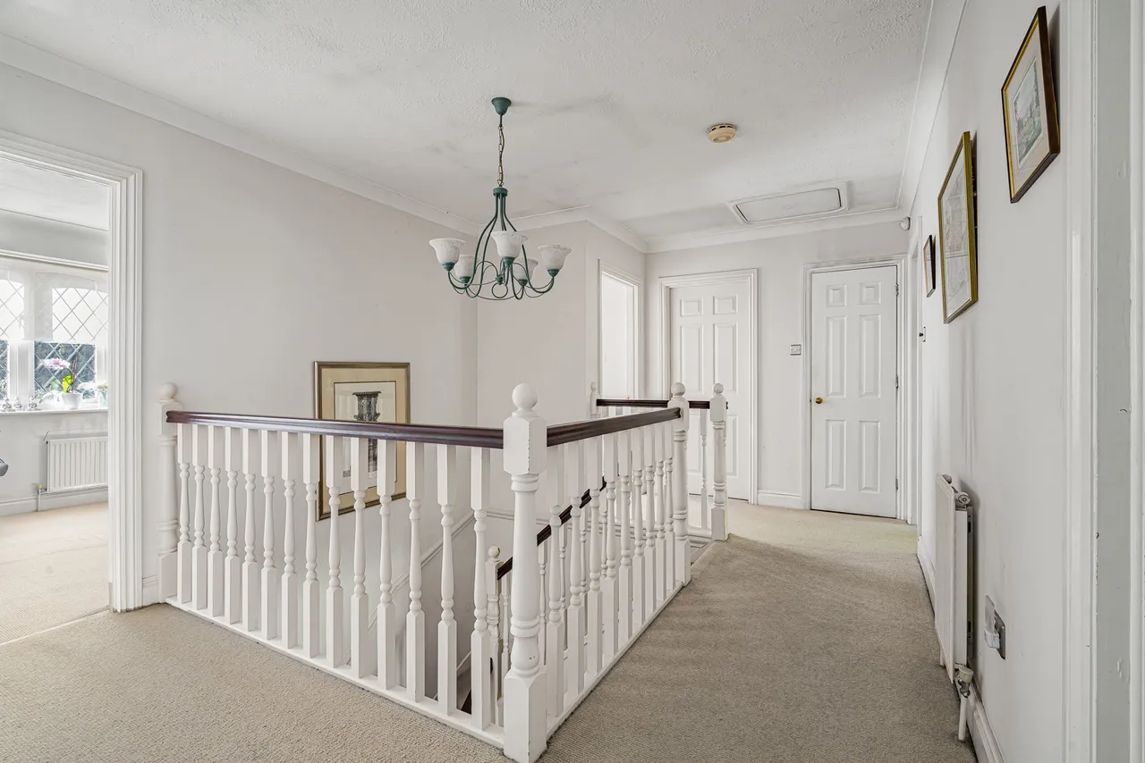 Dartnell Court, West Byfleet, KT14, photo 13