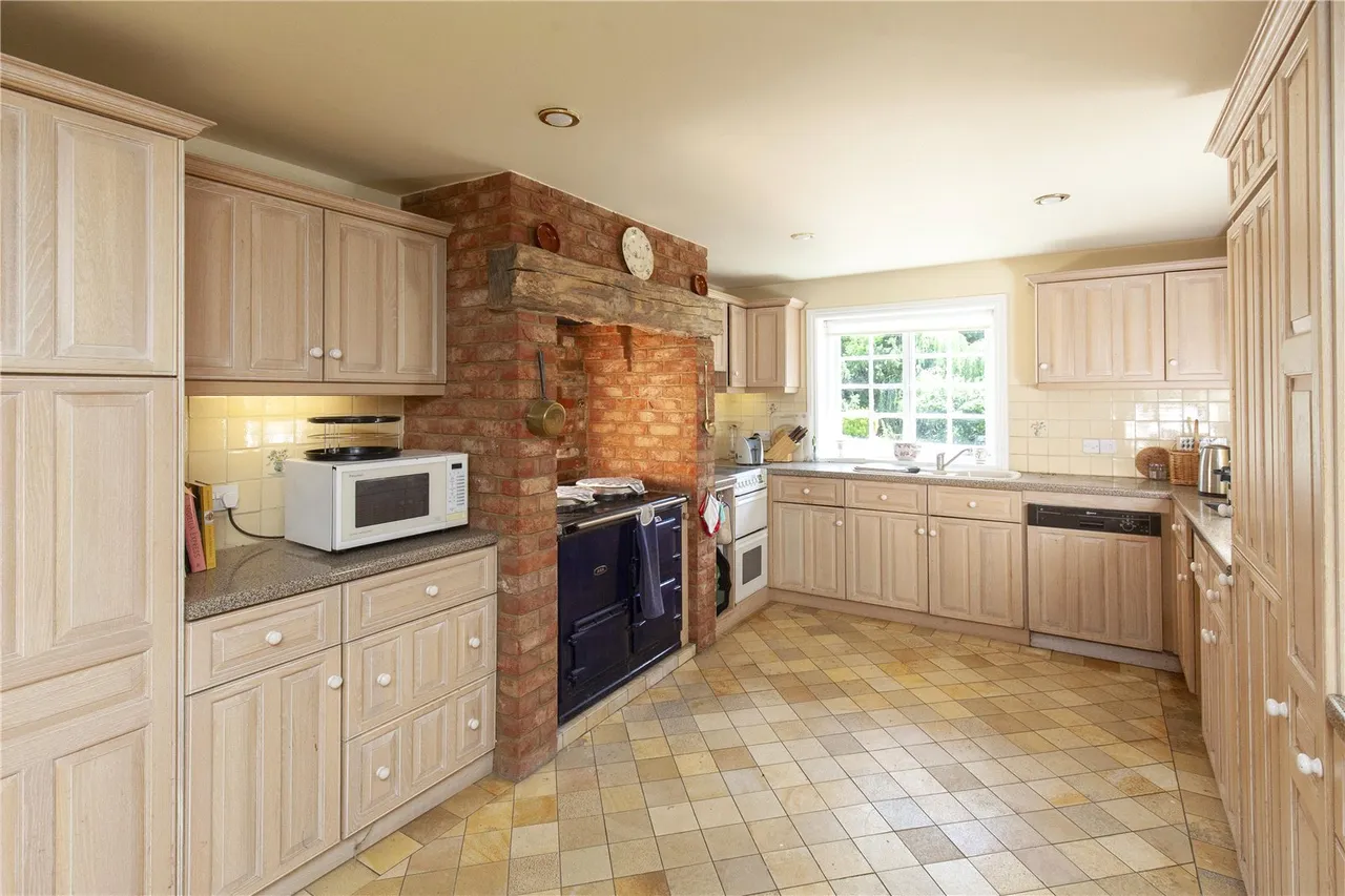 Mill Lane, Stratford sub Castle, Salisbury, Wiltshire, SP1 3LJ, photo 6