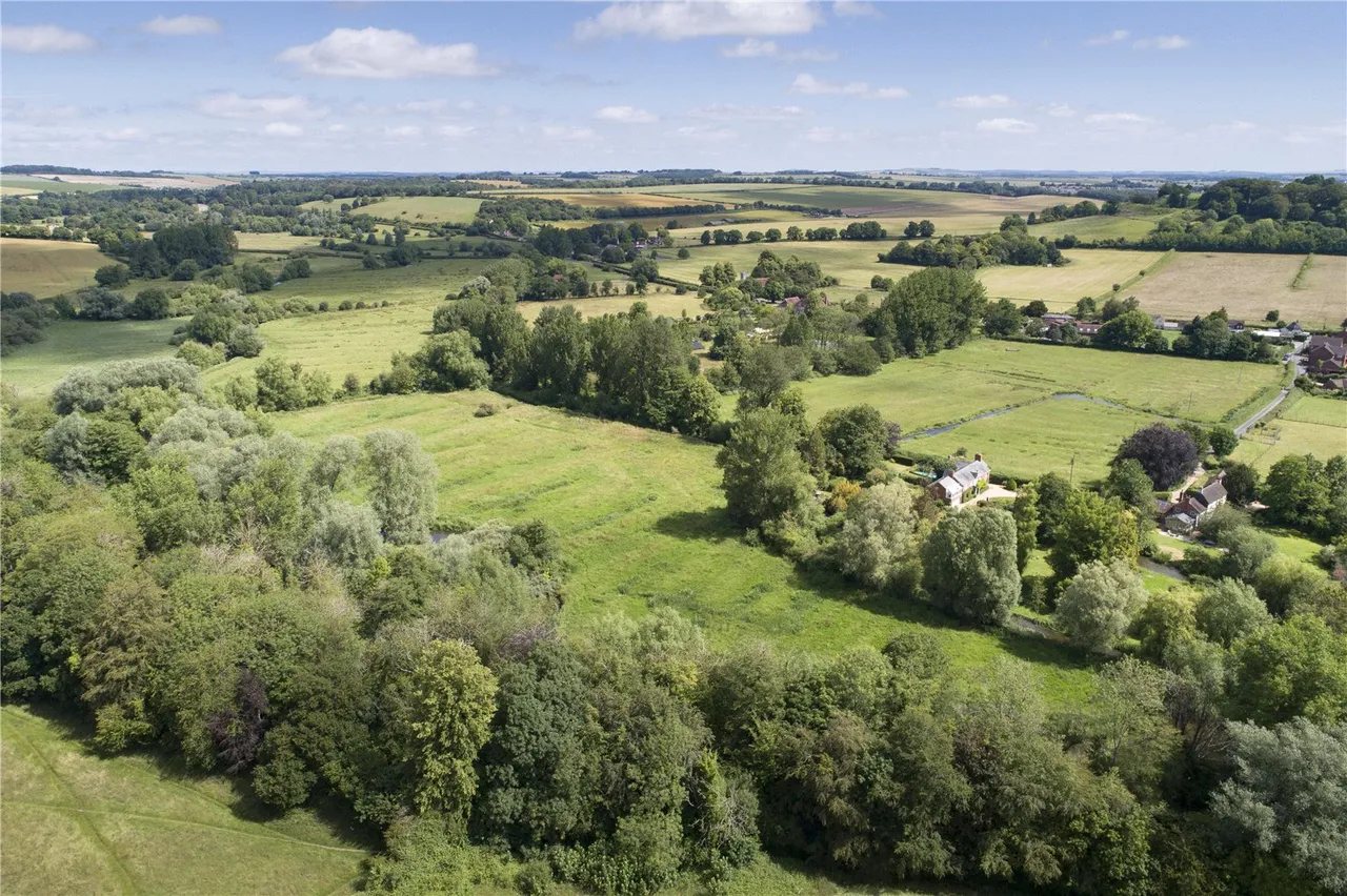 Mill Lane, Stratford sub Castle, Salisbury, Wiltshire, SP1 3LJ, photo 15