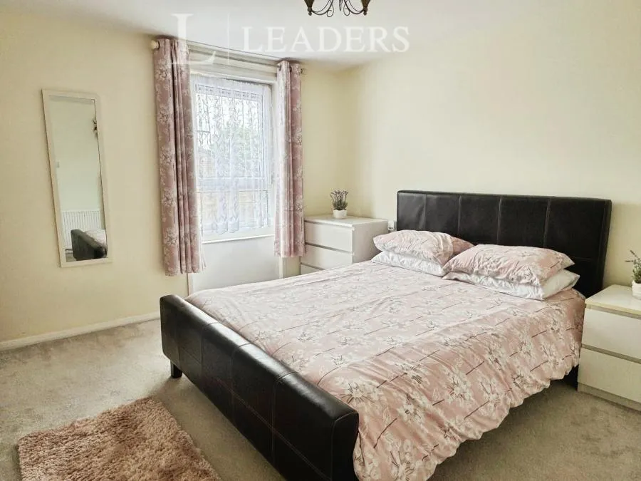 Chaffinch Green, Waterlooville, PO8, photo 12