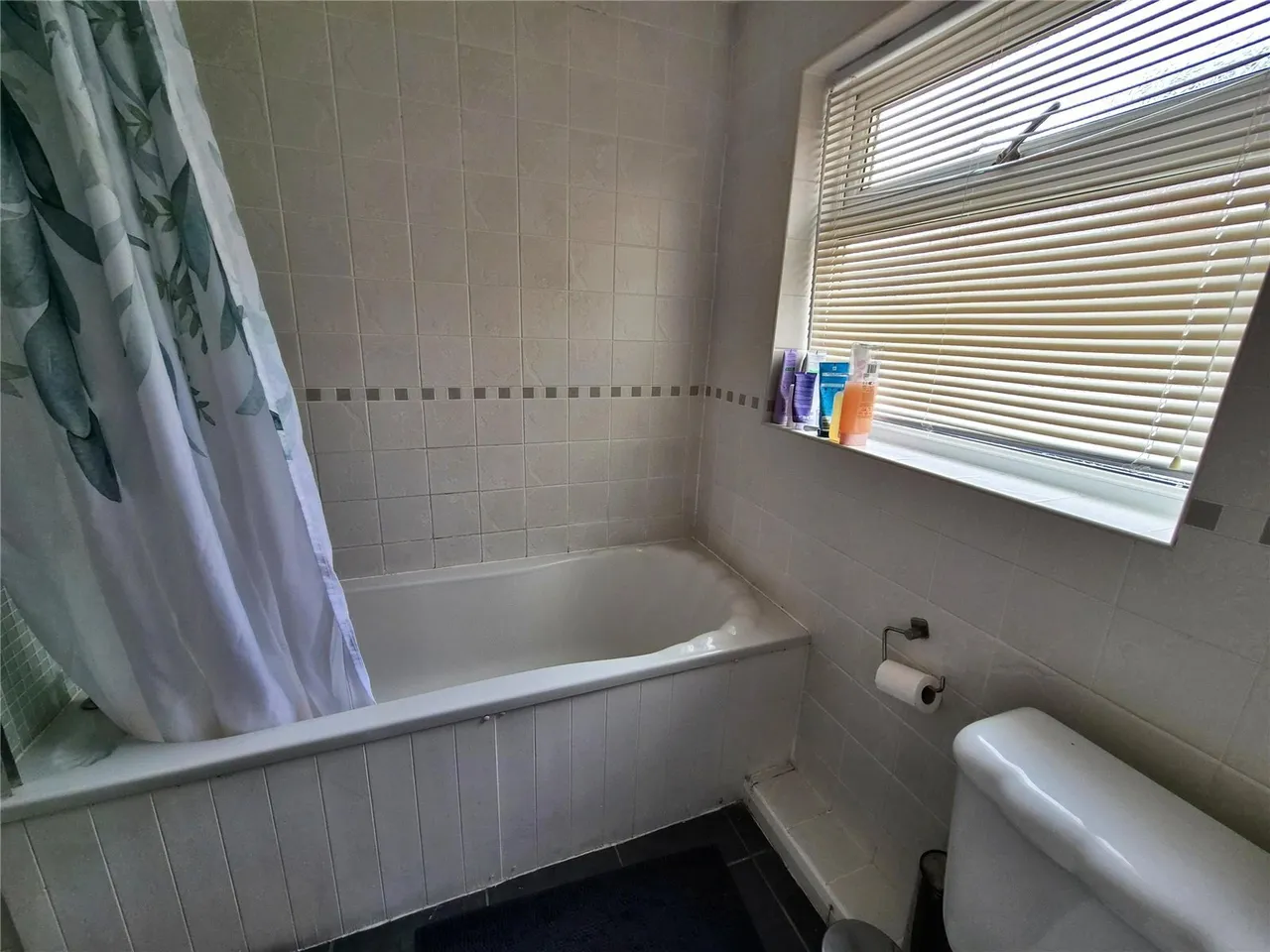 Gatewen Road, New Broughton, LL11, photo 7