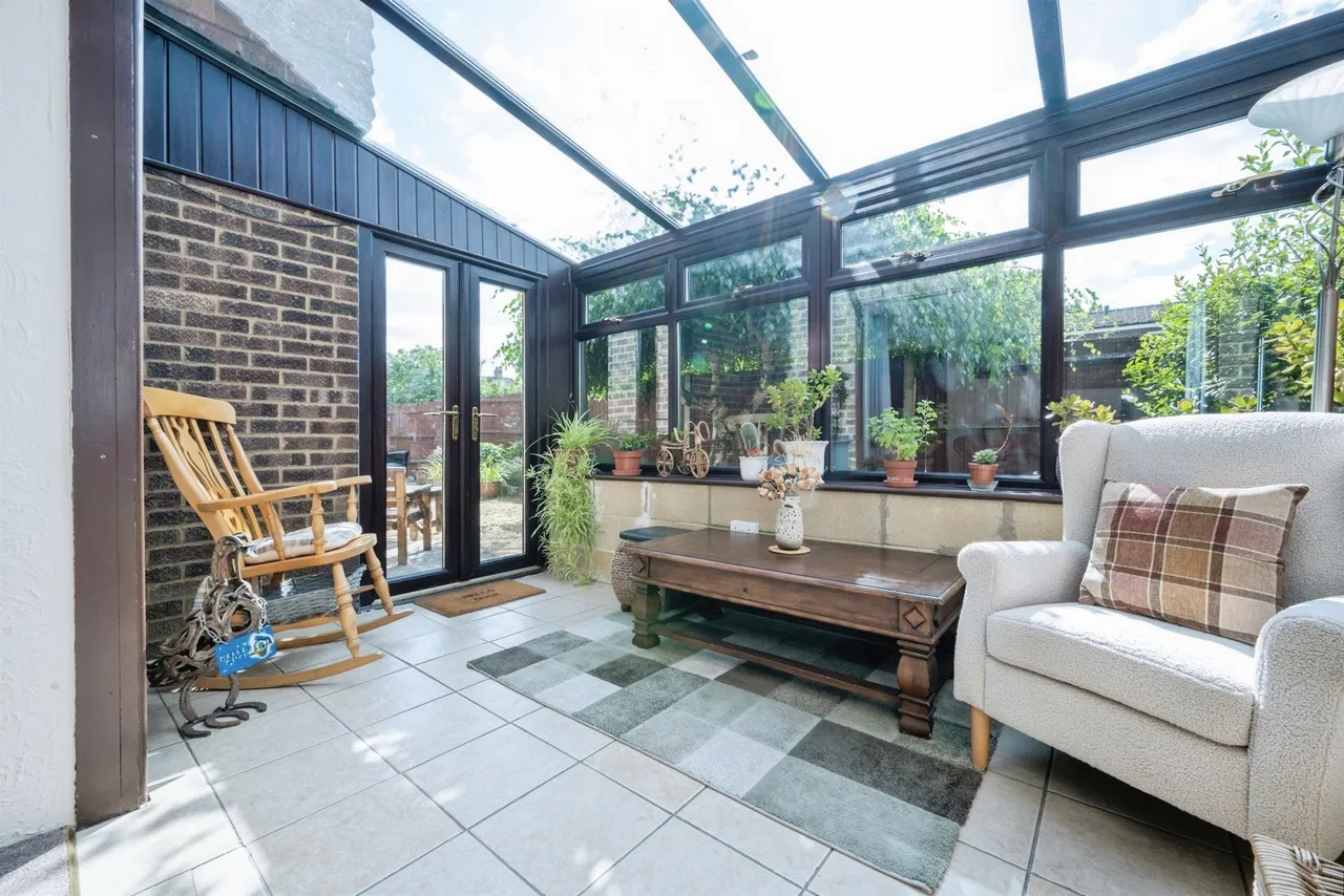 Abbotts Way, Wingrave, Aylesbury, photo 8