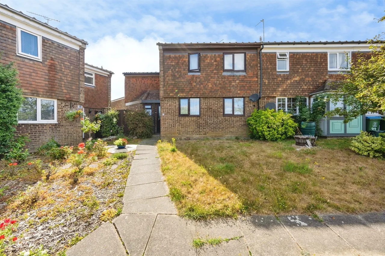 4 bed house for sale — Abbotts Way, Wingrave, Aylesbury