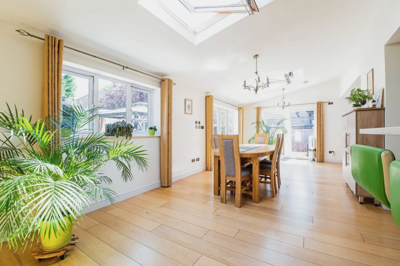 Moss Bank, Grays, Essex, RM17 5EF, photo 3