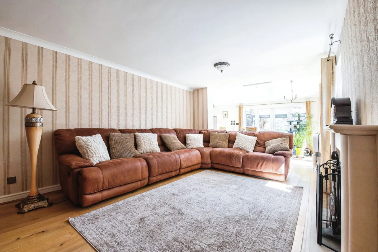 Moss Bank, Grays, Essex, RM17 5EF, photo 4