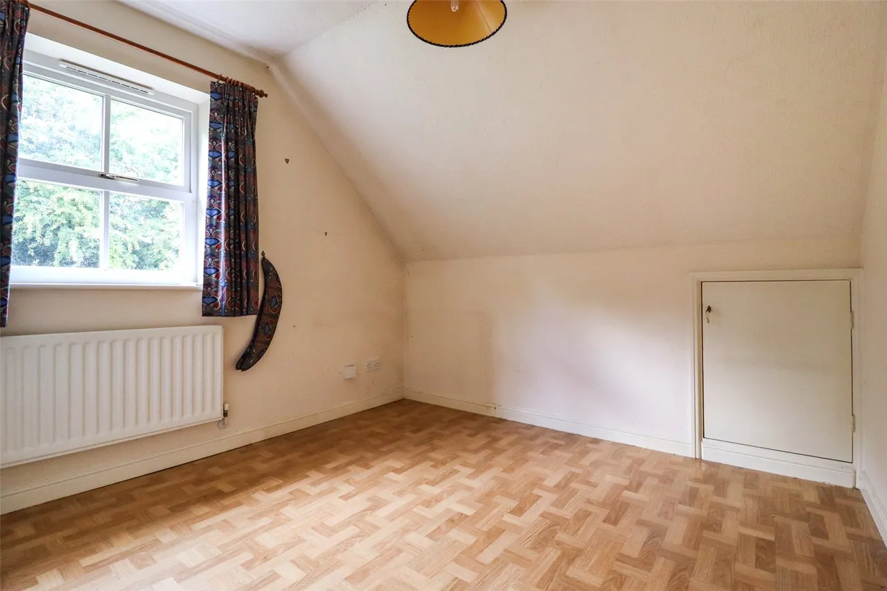 Decouttere Close, Church Crookham, Fleet, Hampshire, GU52 0UR, photo 10