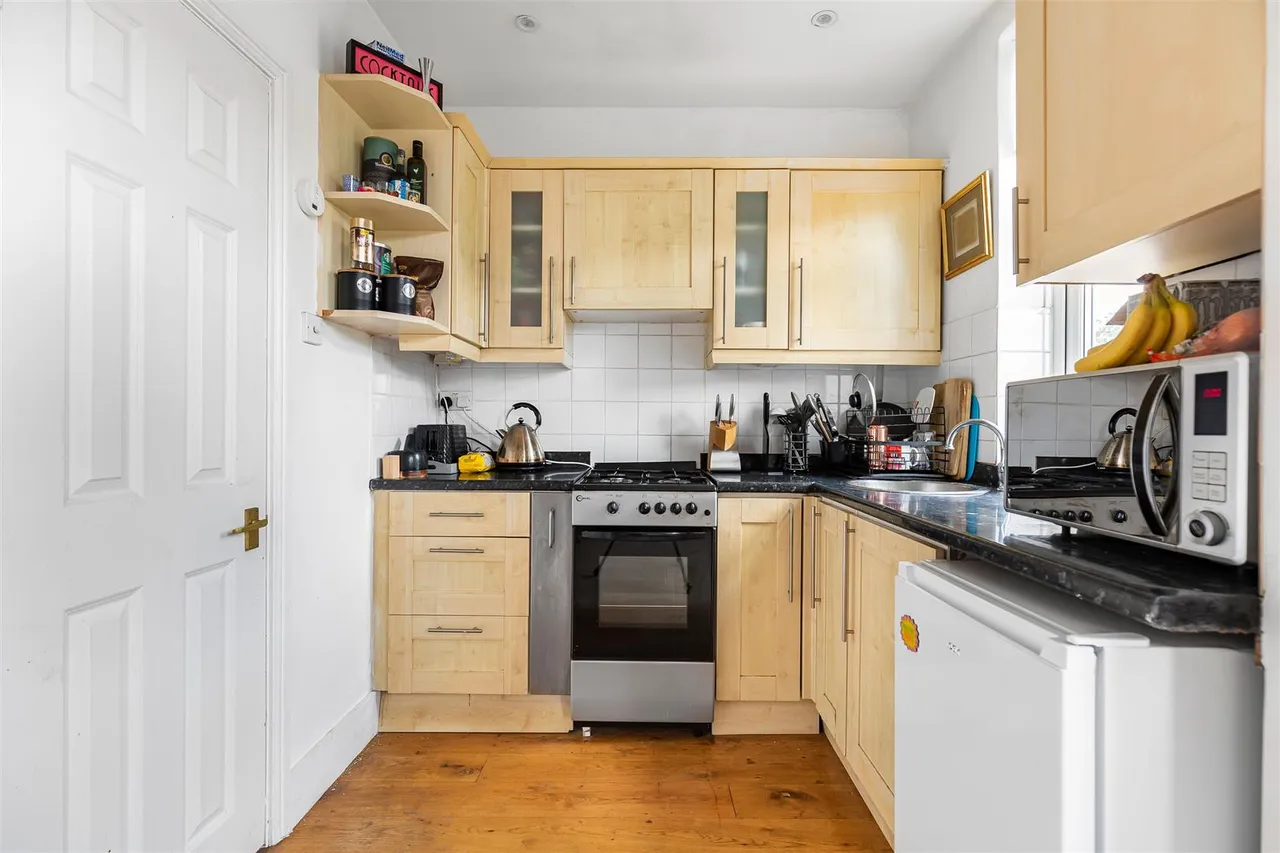 White Hart Lane, Barnes, SW13, photo 2