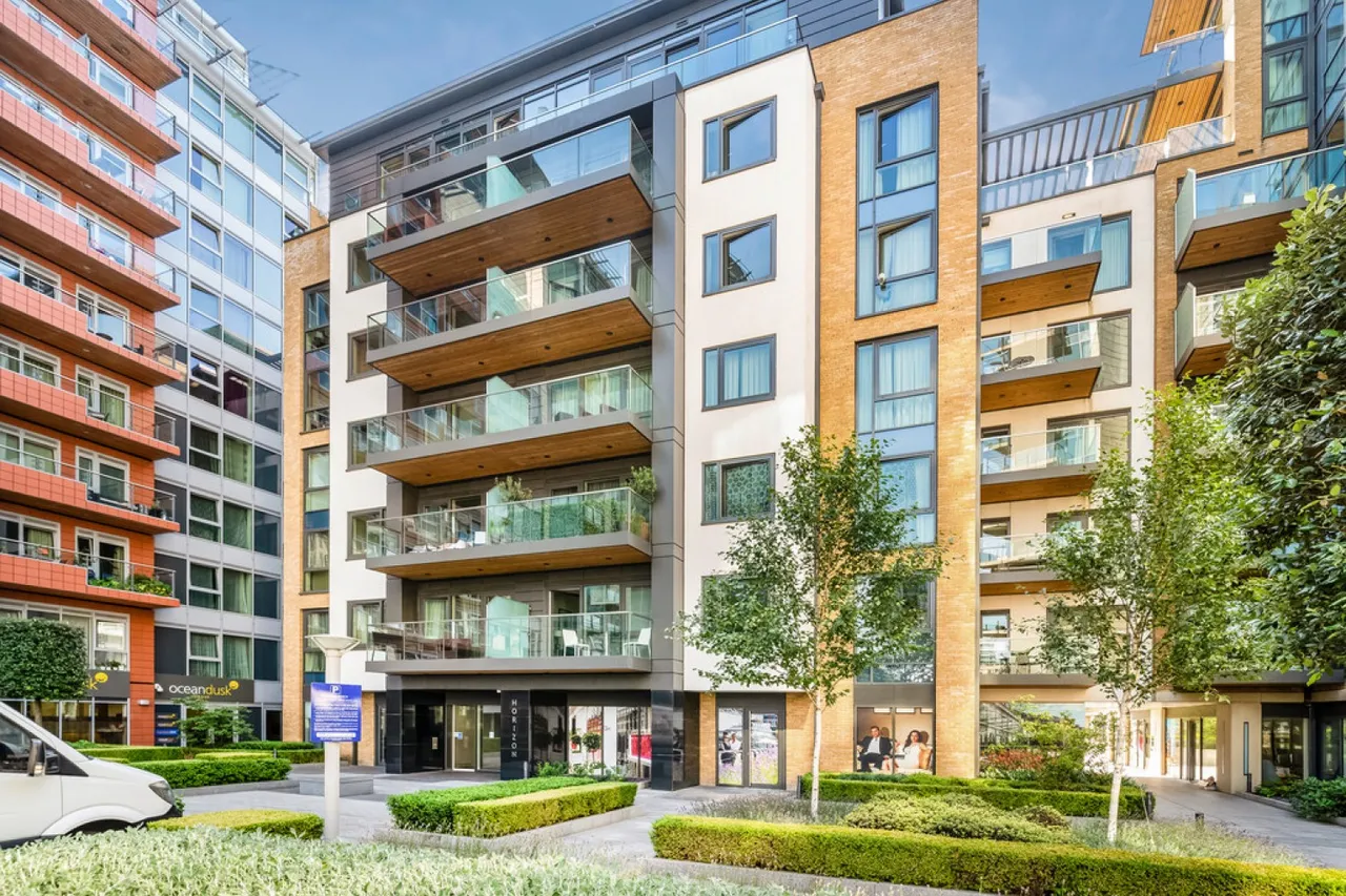 2 bed flat for sale — Horizon House, Battersea Reach