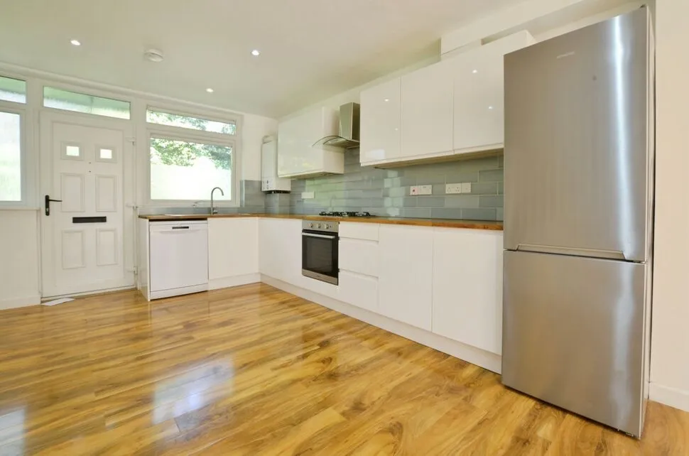 Vineyard Close, London, SE6, photo 4
