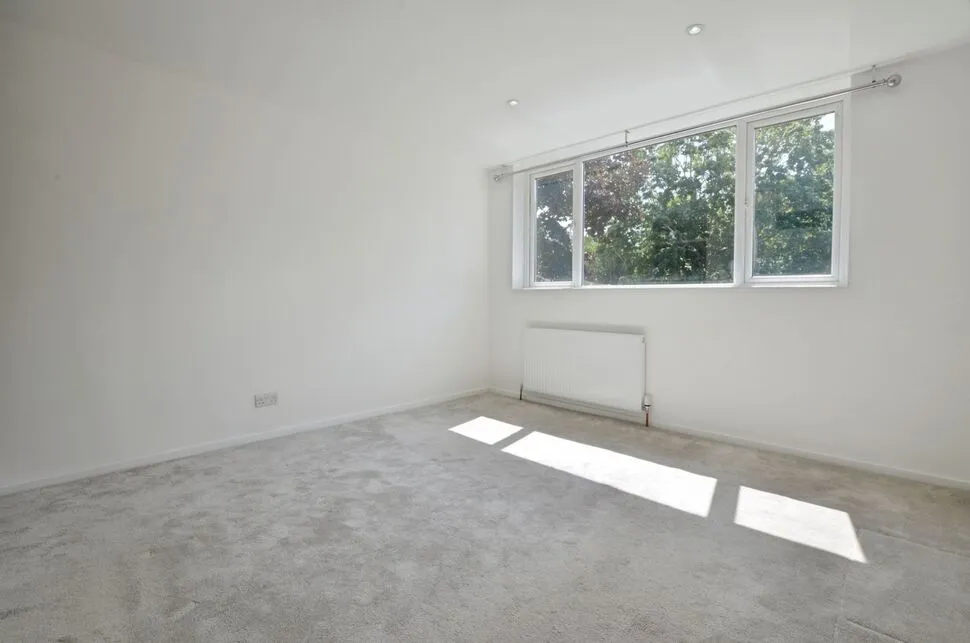 Vineyard Close, London, SE6, photo 10