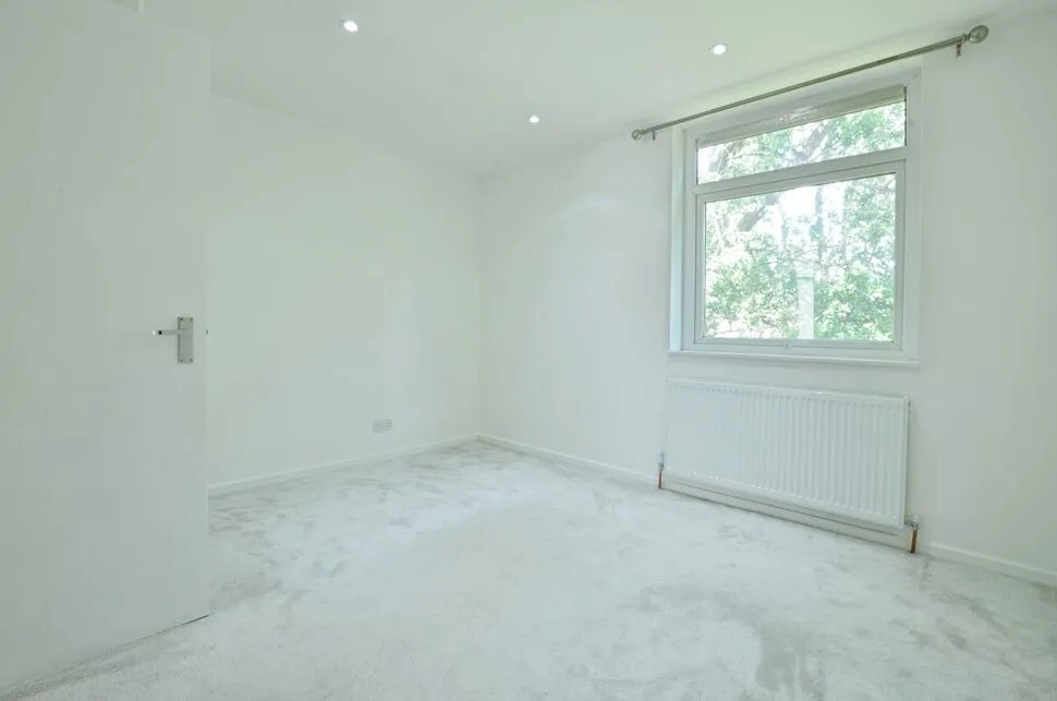 Vineyard Close, London, SE6, photo 7