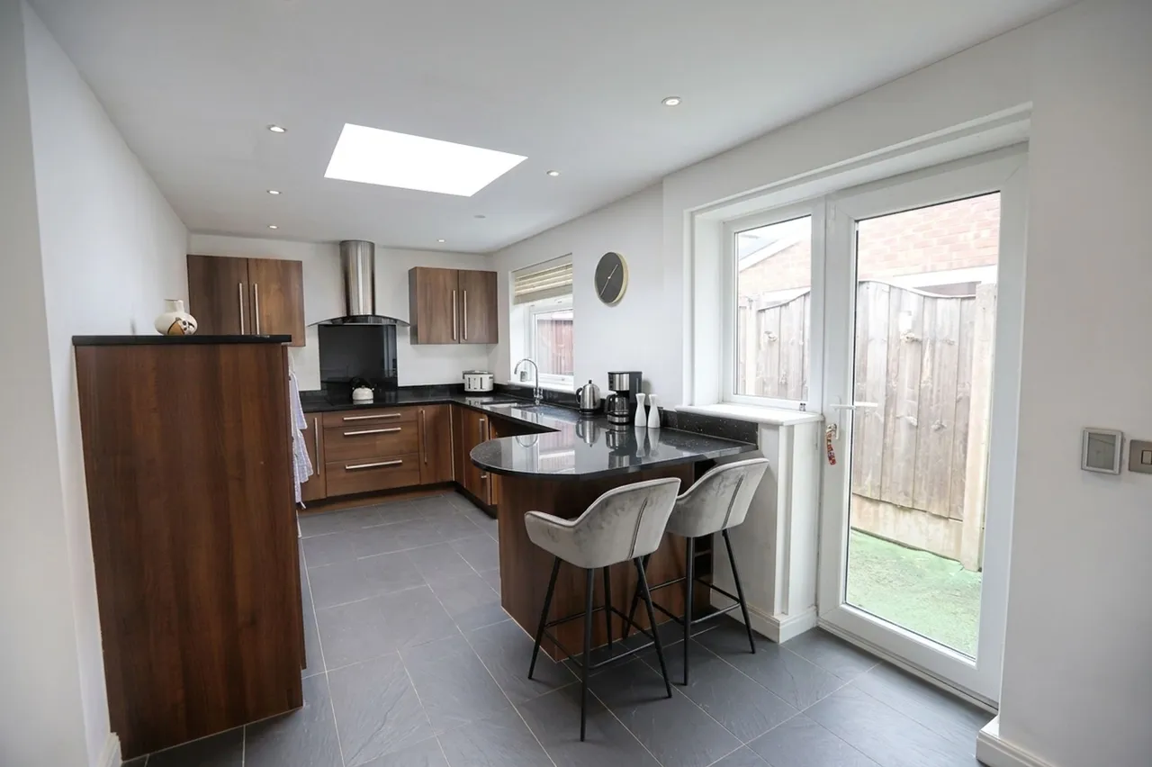 Grosvenor Street, Prestwich, M25, photo 5