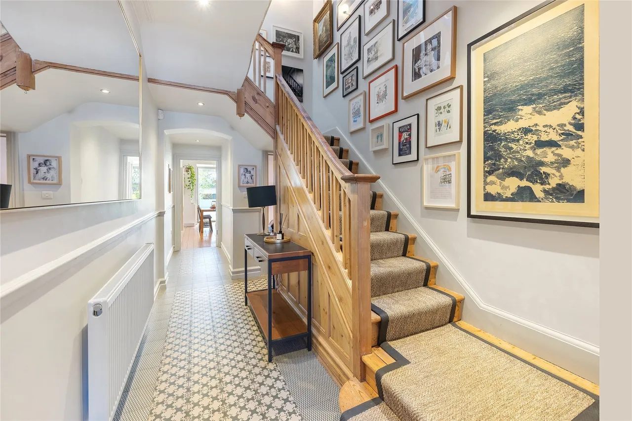 Wyatt Park Road, London, SW2, photo 3