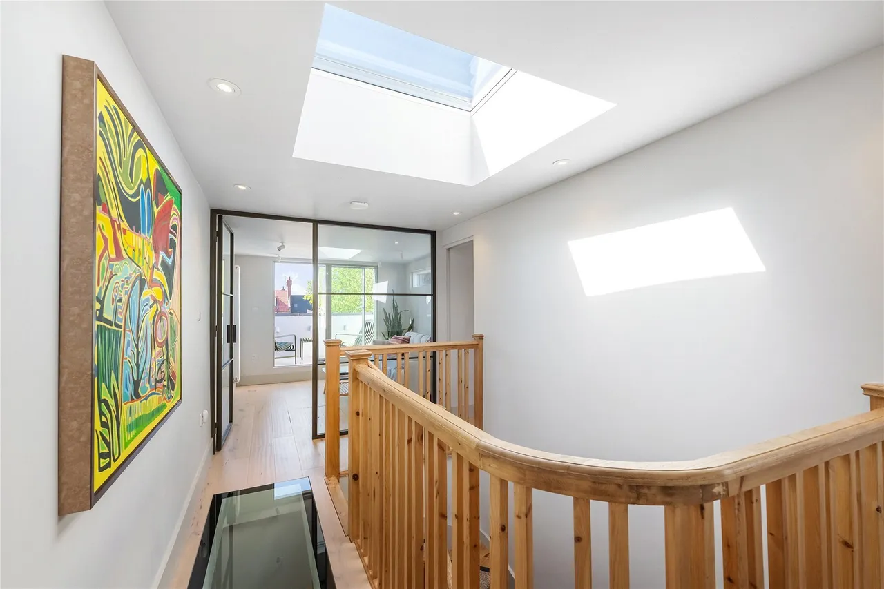 Wyatt Park Road, London, SW2, photo 2
