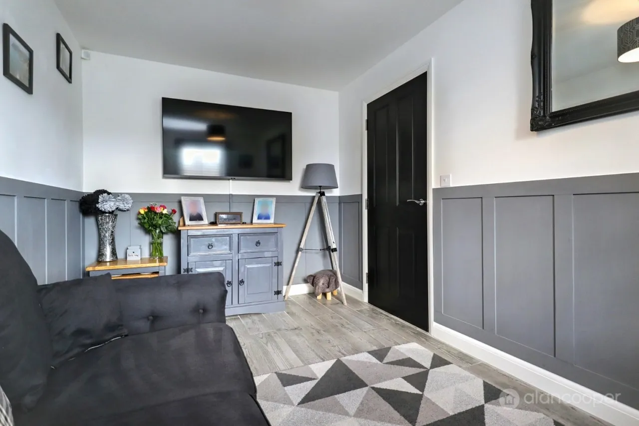 Edinburgh Road, Nuneaton, CV10, photo 5