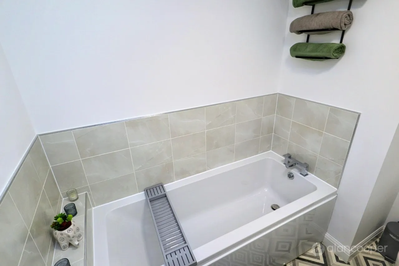 Edinburgh Road, Nuneaton, CV10, photo 25