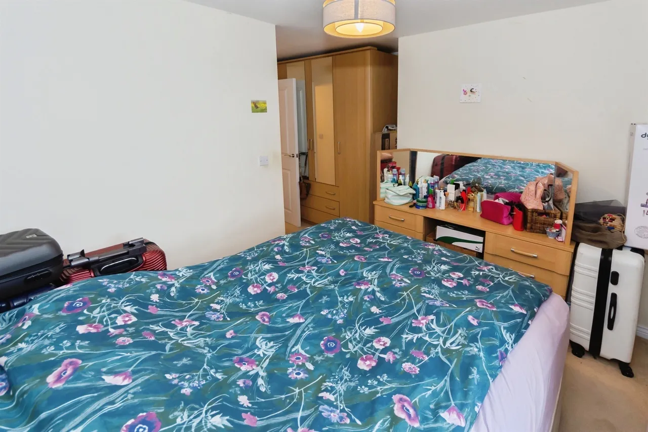 Wharf Lane, Solihull, photo 10
