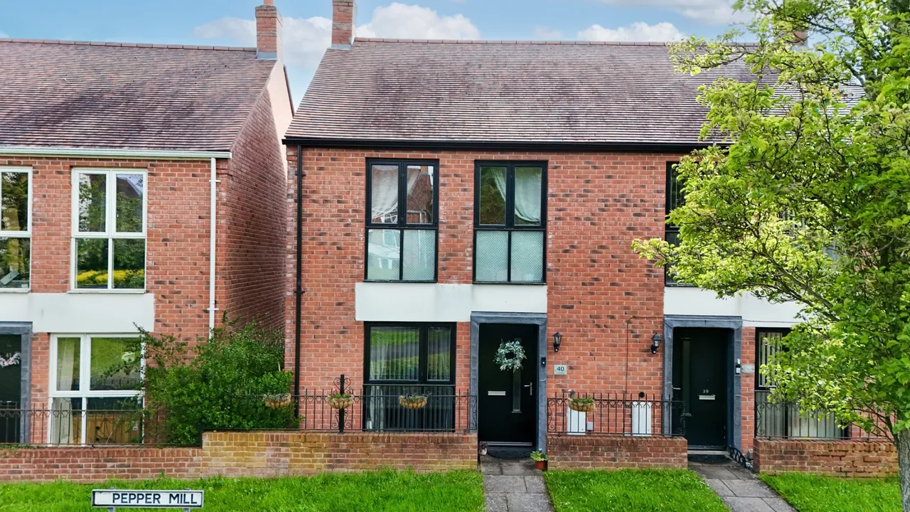 2 bed house for sale — Pepper Mill, Pepper Mill, Lawley Village TF4 2FB