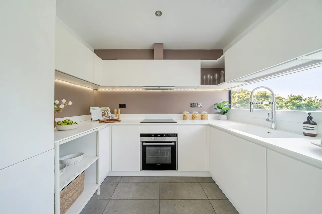 Bromar Road, SE5, photo 16