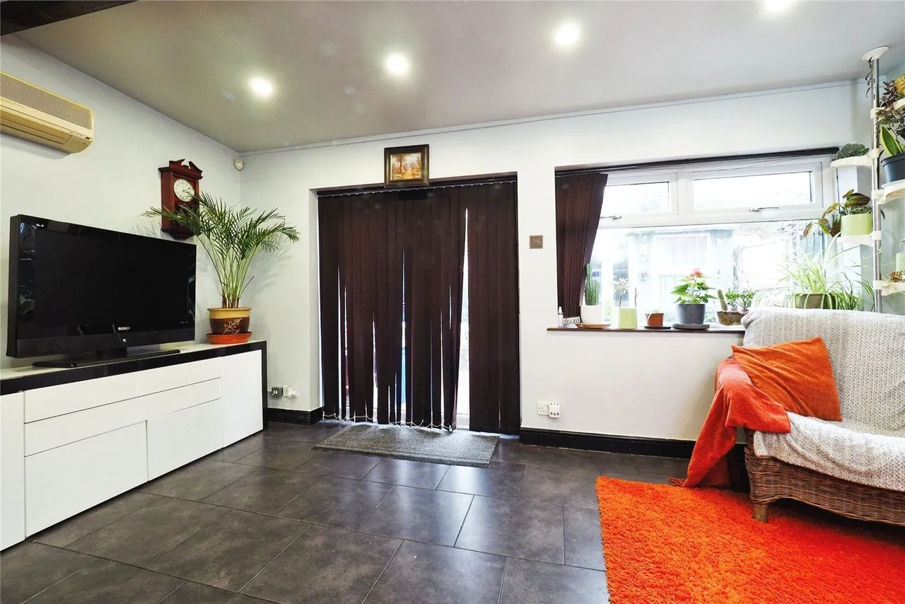 Dennis Avenue, Beeston, Nottingham, Nottinghamshire, NG9, photo 8