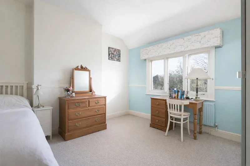 Riddlesdown Road, Purley CR8 1DJ, photo 13