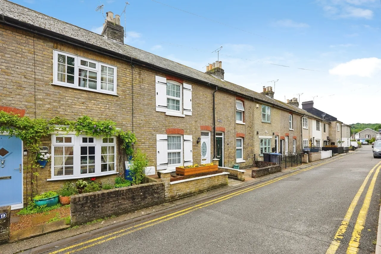 2 bed house for sale — Lower Road, River, Dover, Kent, CT17