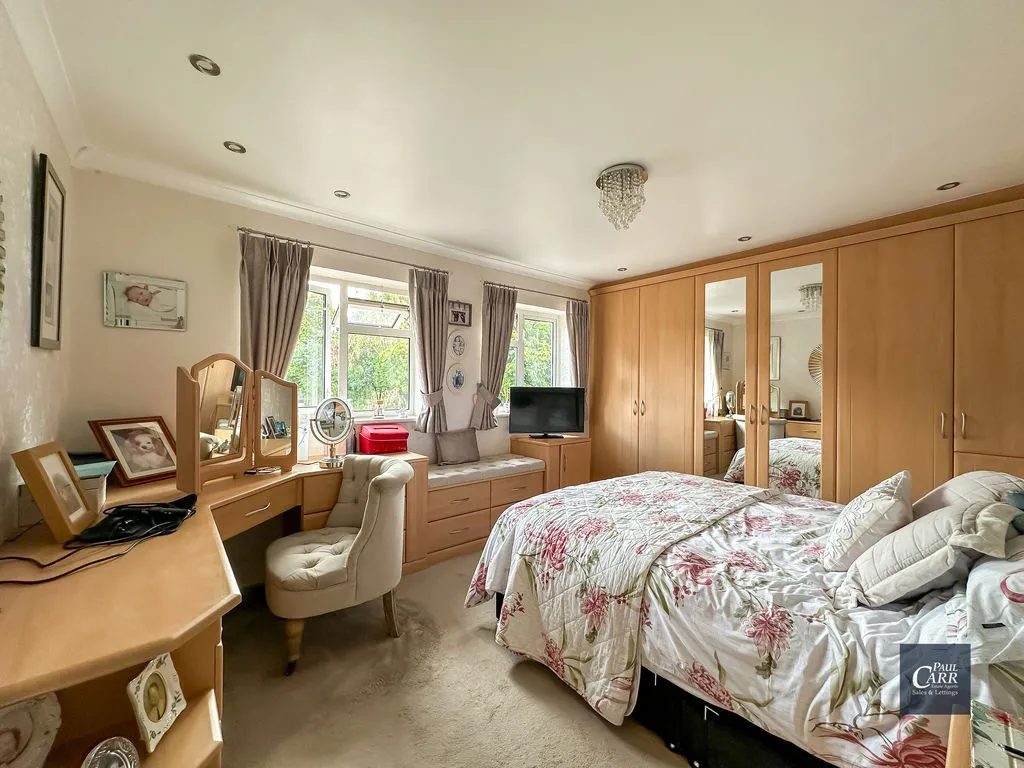 Inglewood Grove, Streetly, B74, photo 19