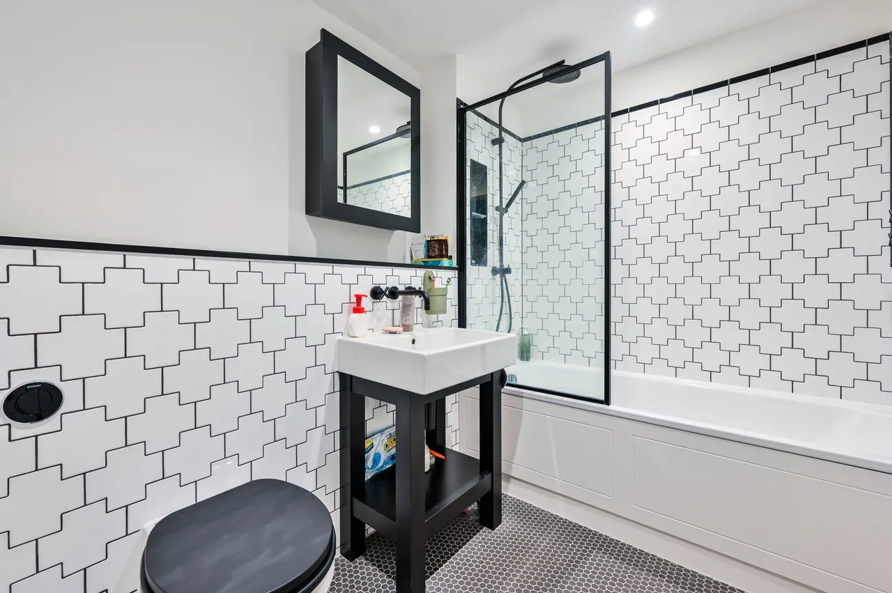 Kingston Upon Thames, KT1, photo 9