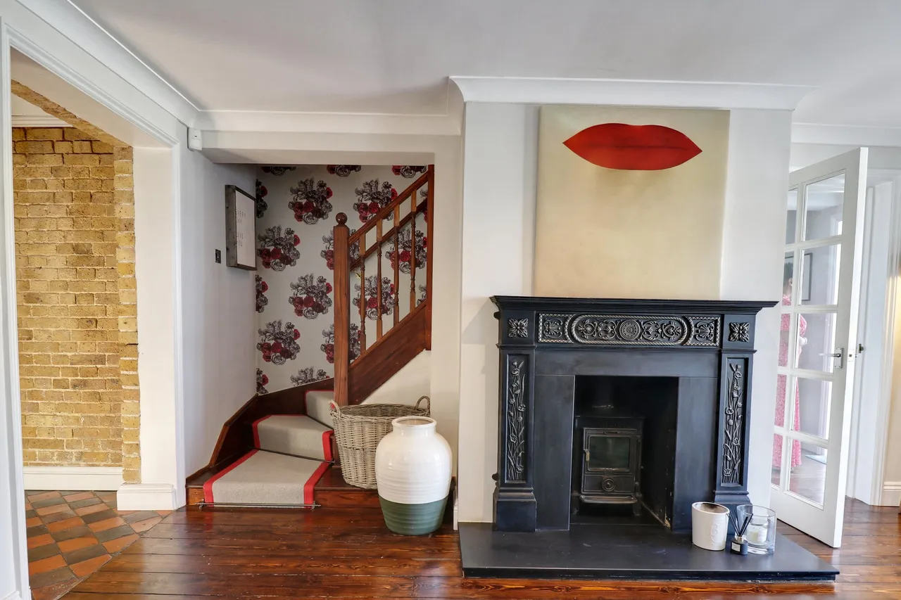Old Harlow, CM17, photo 9