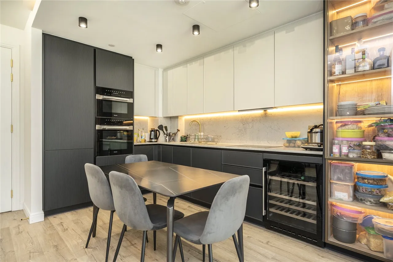Vermont House, 250 City Road, London, EC1V 8DN, photo 5